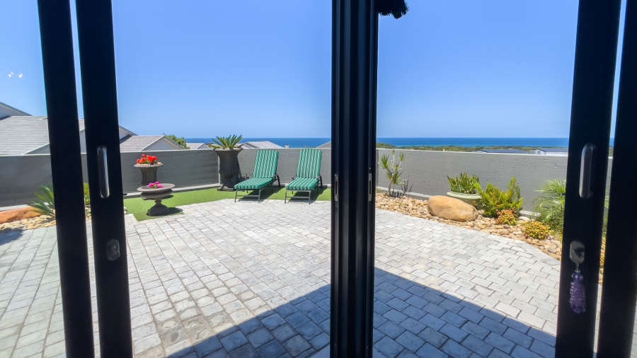 2 Bedroom Property for Sale in Groot Brakrivier Central Western Cape